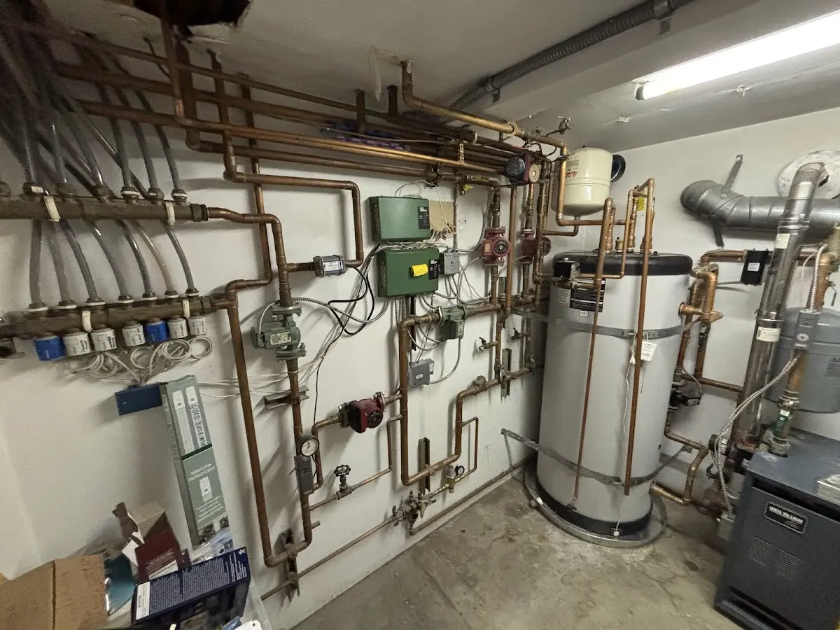 Plumbing services in Westmont, CA